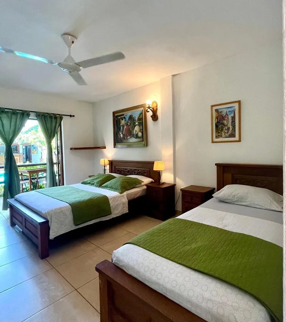 Camali Hotel Santa Marta   Santa Marta (Magdalena)